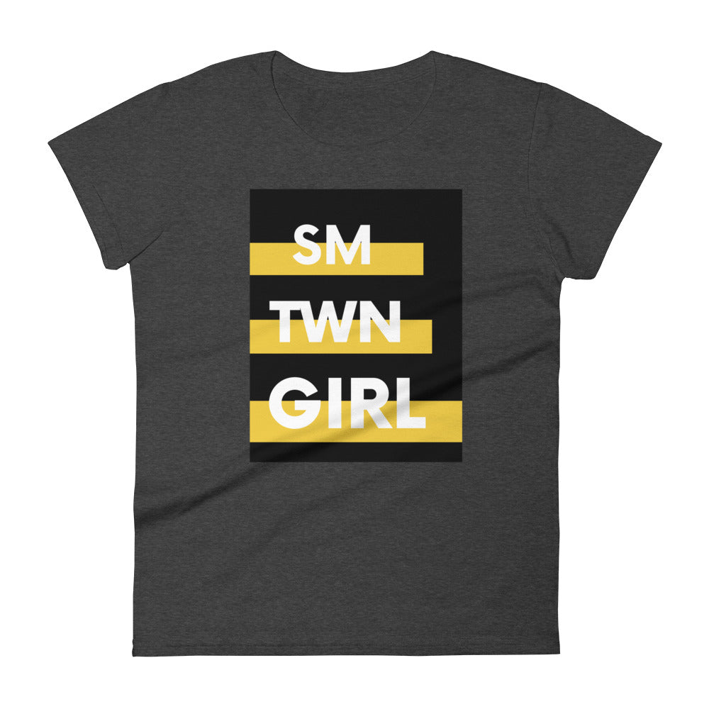 Small town Girl Women's short sleeve t-shirt